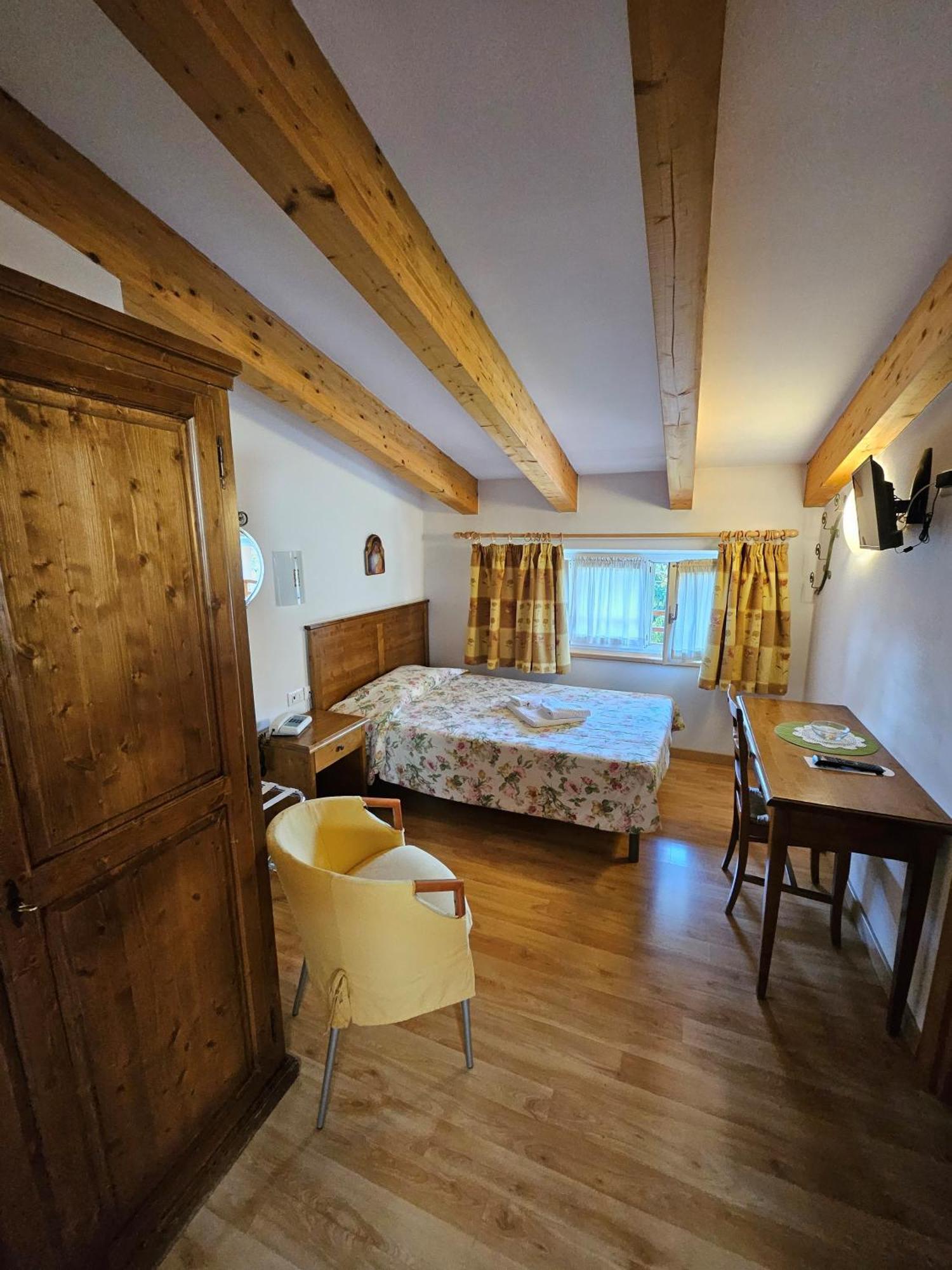 Park Hotel Sacro Cuore Cavalese Eksteriør billede