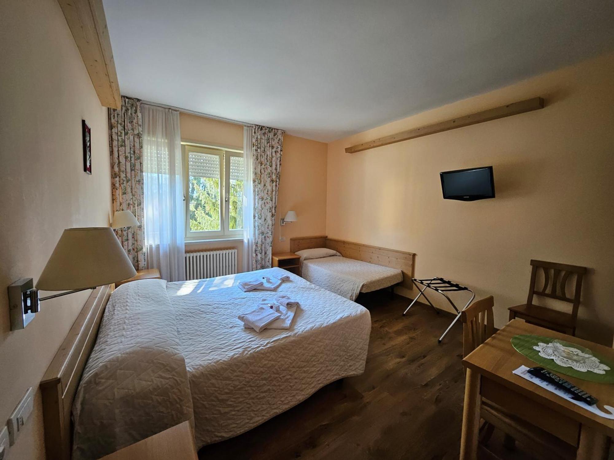 Park Hotel Sacro Cuore Cavalese Eksteriør billede